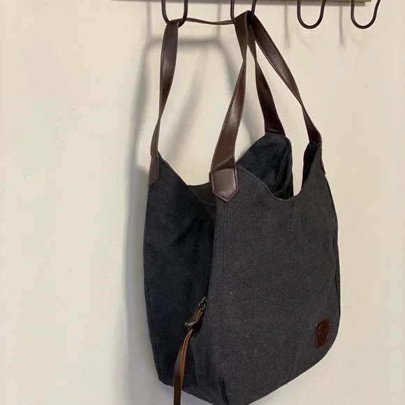 Brand NEW Canvas Hobo Bag in ~Black 🖤👜 - Picture 3 of 14